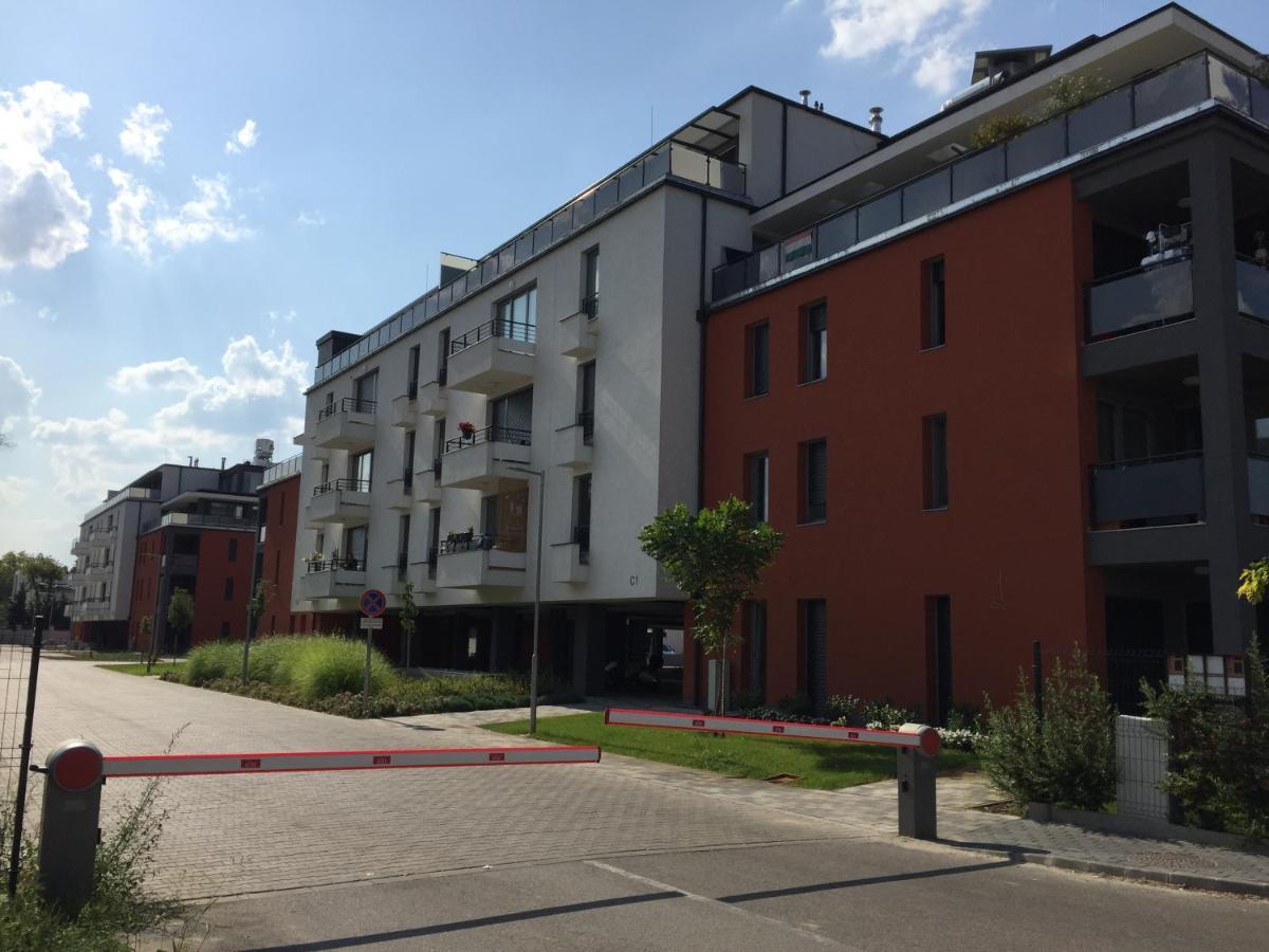 Ádám Guesthouse I. Kecskemét Exterior foto