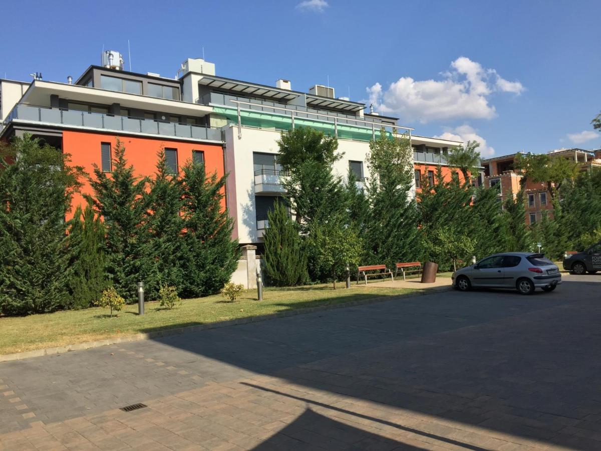 Ádám Guesthouse I. Kecskemét Exterior foto